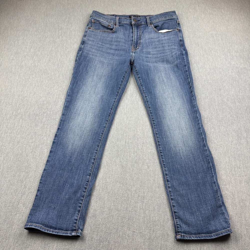 Lucky Brand Jeans Mens 31x30 Blue 223 Straight Leg Dark Wash Stretch Denim Pants